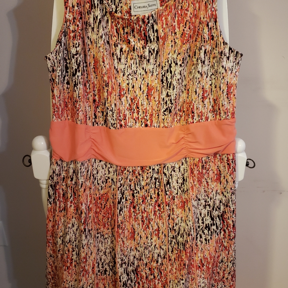 Chelsea Suite Multi Color Dress Size 16W.